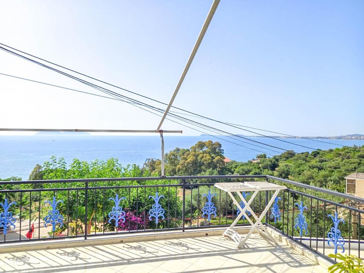 Sea View Apartments Vlore Luaran gambar